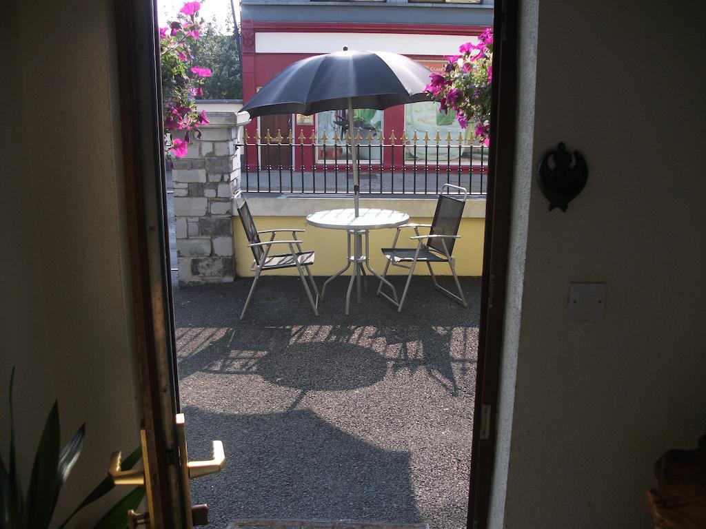 Clare Street B&B Nenagh Buitenkant foto